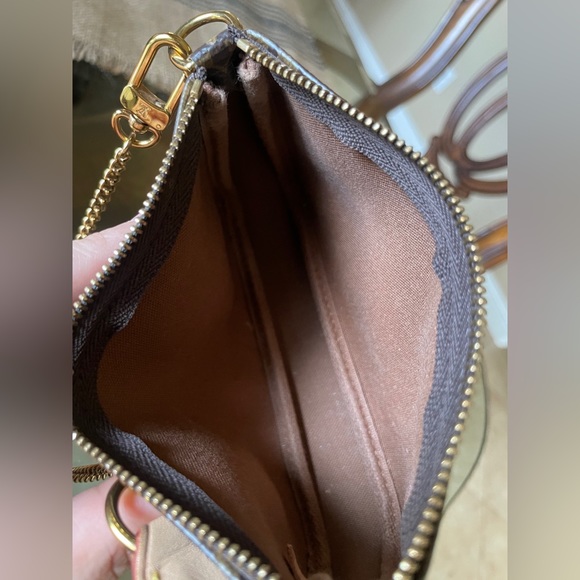 Louis Vuitton Monogram Mini Pochette 🩷 - Picture 6 of 12